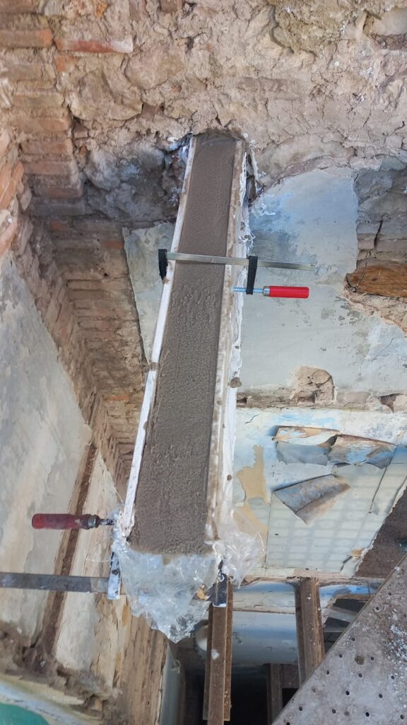 SOS Madera Rehabilitación de vigas estructurales en calle Espartero Valencia