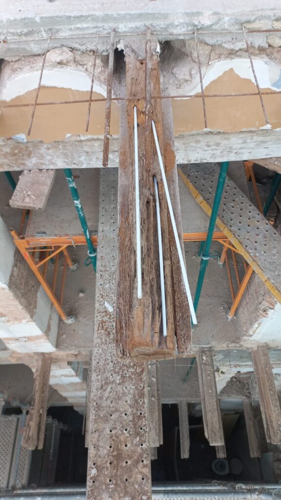 SOS Madera Rehabilitación de vigas estructurales en calle Espartero Valencia