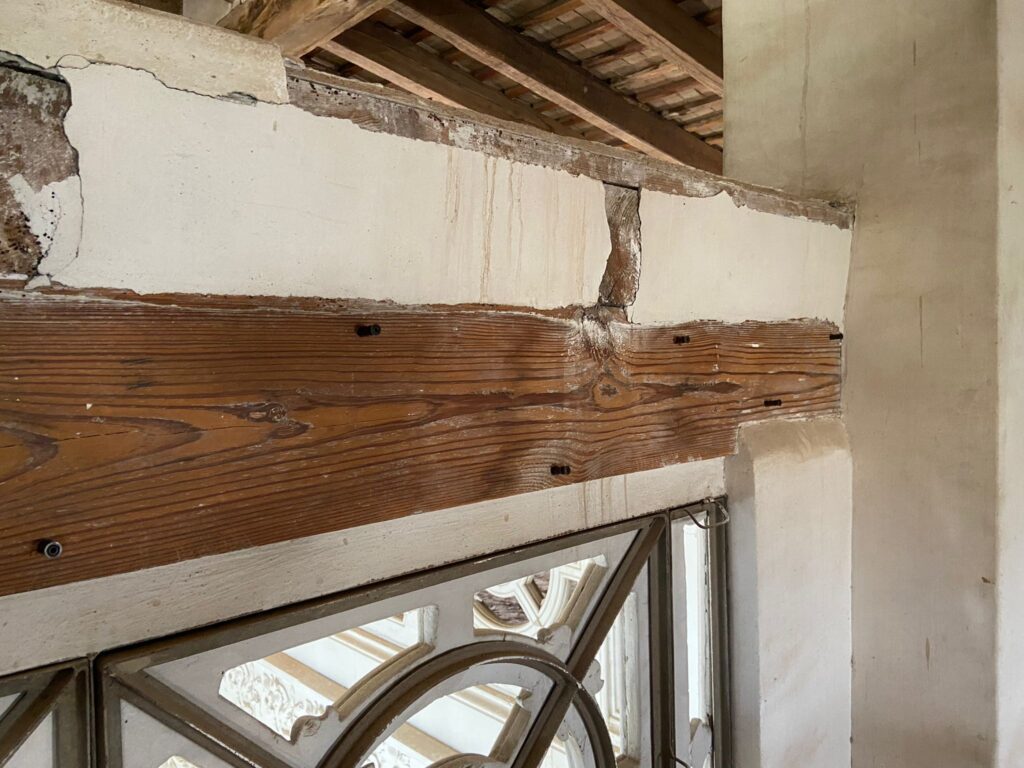 Palacete Ducal de Burjassot Restauración estructural de vigas