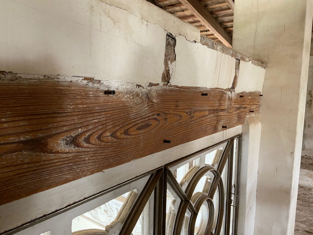 Palacete Ducal de Burjassot Restauración estructural de vigas