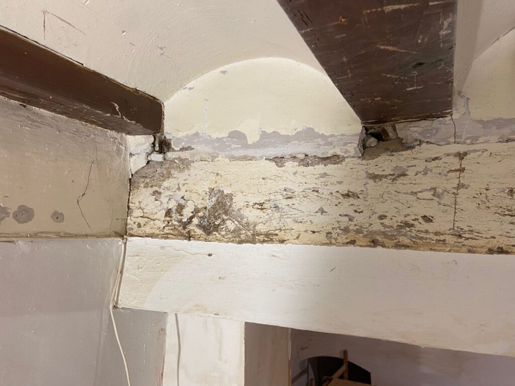 Palacete Ducal de Burjassot Restauración estructural de vigas