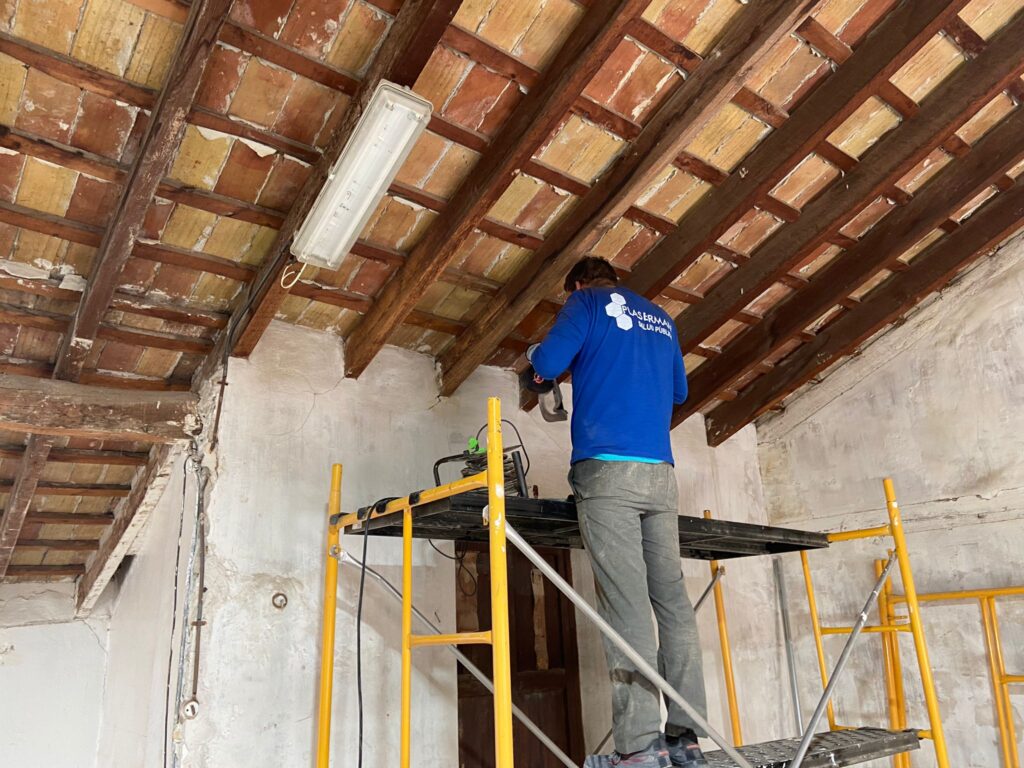 Palacete Ducal de Burjassot Restauración estructural de vigas