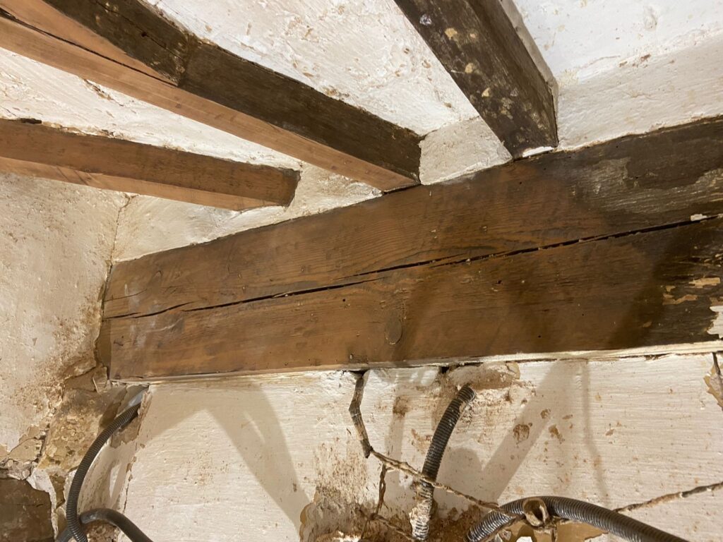 Palacete Ducal de Burjassot Restauración estructural de vigas